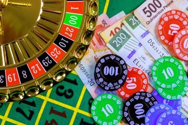 Auto Roulette live dealer studio with wheel and multiple camera angles on mobile phone screen